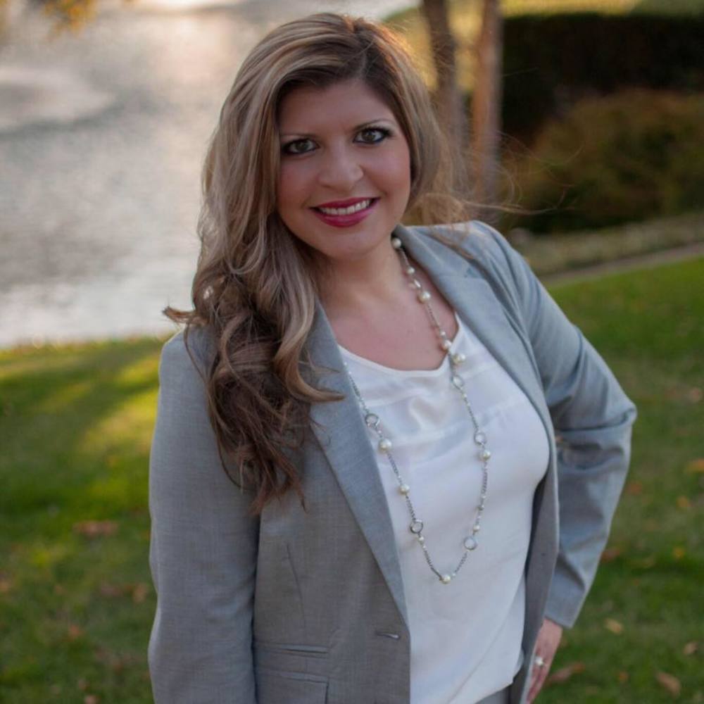 Meet your Posher, Gloria